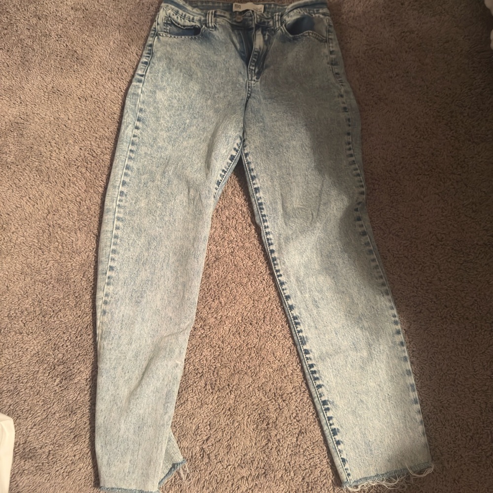 Women's Light Blue Jeans